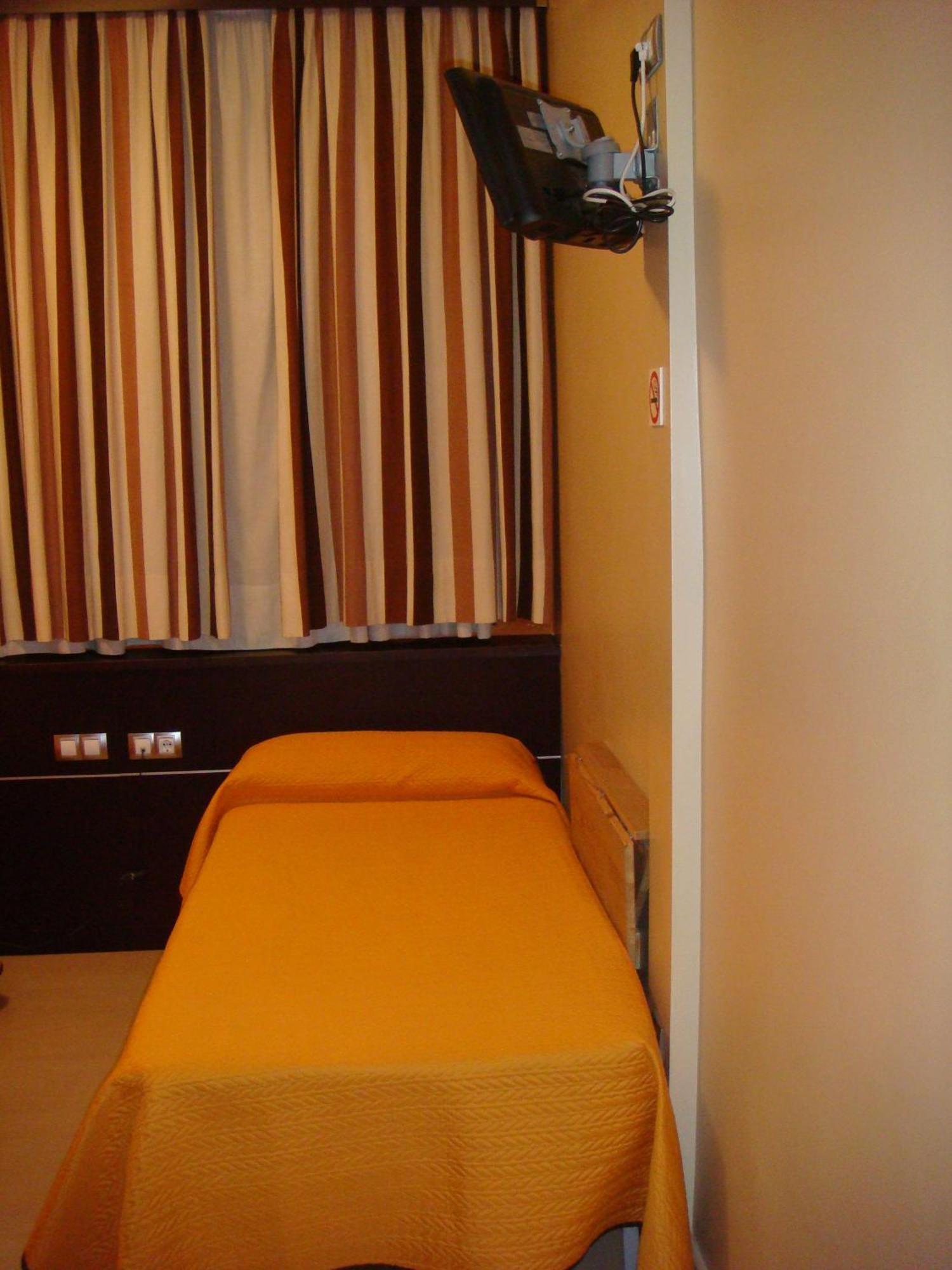 Hotel Leon Tierra De Vinos La Palma Del Condado Bilik gambar